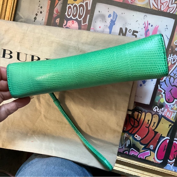 Burberry RARE Vintage Green and Silver Clutch/Wristlet - Picture 15 of 16